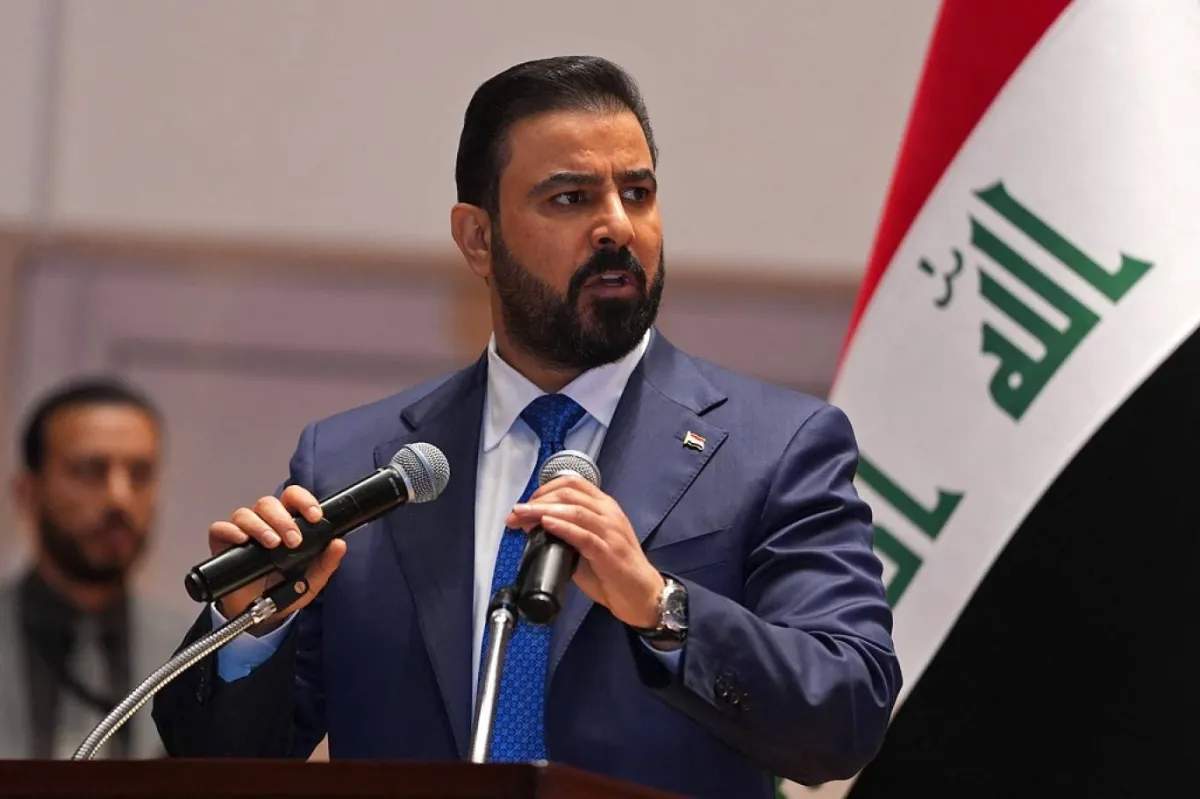 رئيس وزراء العراق: لا حصانة لأي فاسد وسنطاردهم ليلا ونهارا