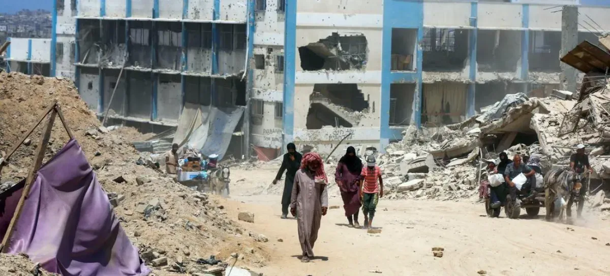 شهداء ومصابون في قصف إسرائيلي استهدف خيام النازحين بقطاع غزة