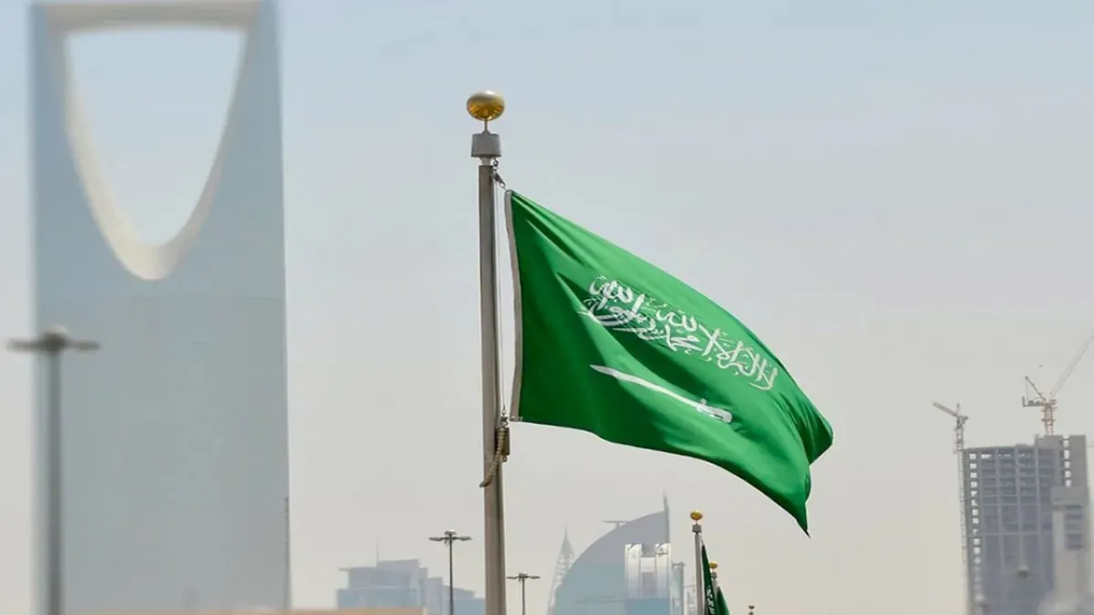 الدفاع المدني السعودي يطلق الإنذار المبكر في محافظة ينبع