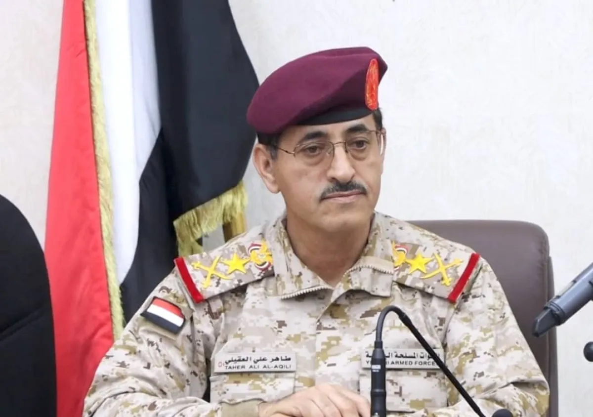 وزير الدفاع اليمني: ماضون في حسم المعركة مع الحوثيين