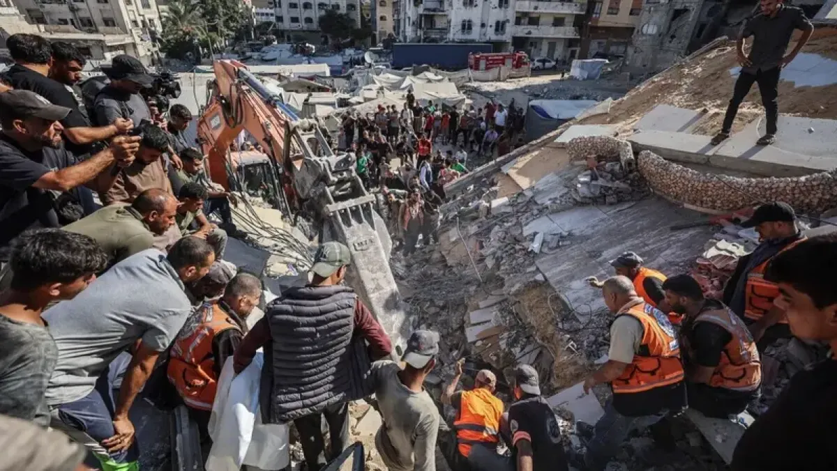 انتهاء البحث تحت مبنى غزة المنهار وإعلان عدد القتلى والناجين