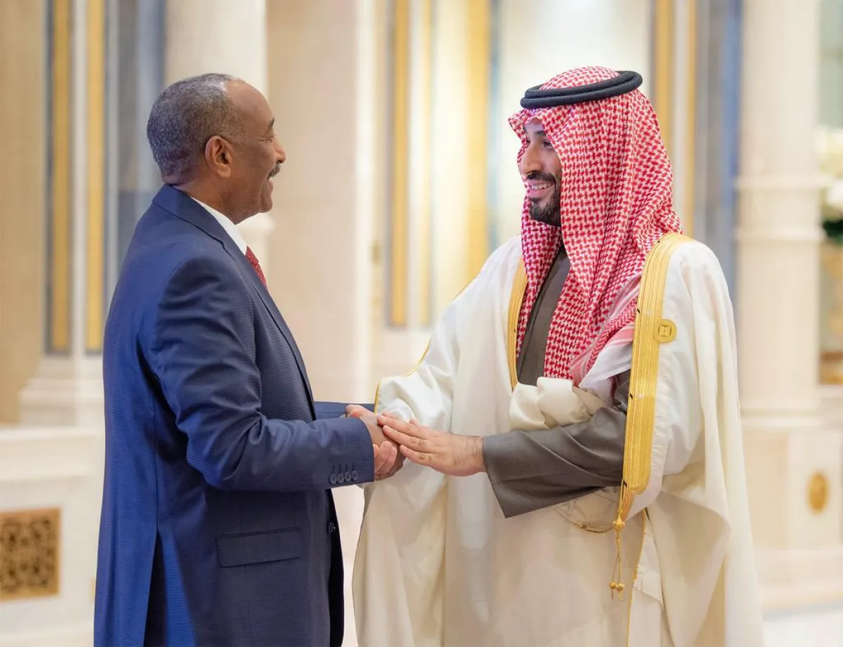 الأمير محمد بن سلمان للبرهان: السعودية حريصة على استقرار السودان