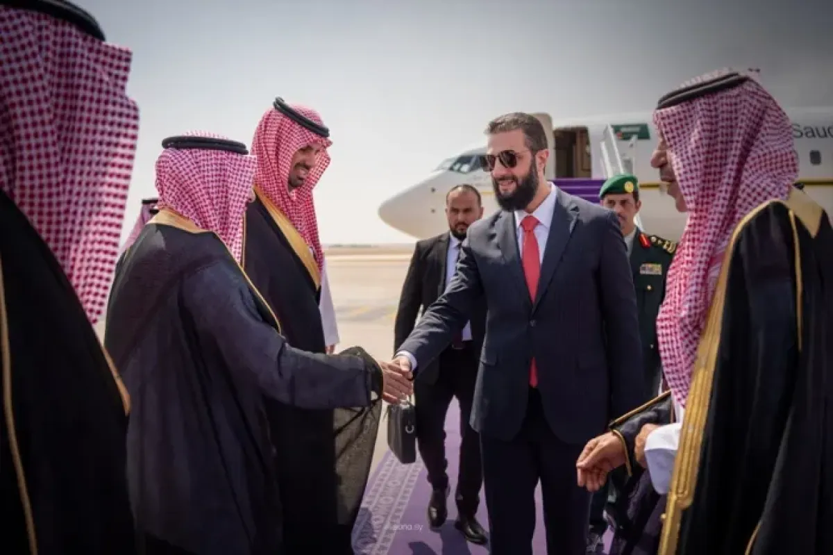 من دمشق إلى الرياض.. الشرع يبحث ملفات مشتركة مع محمد بن سلمان