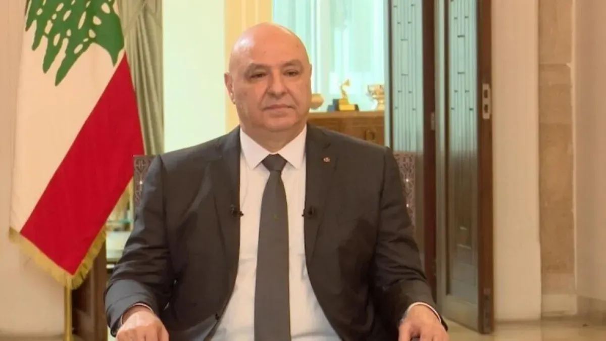 عون يرحب برفع ترامب قيود النقل الجوي مع لبنان